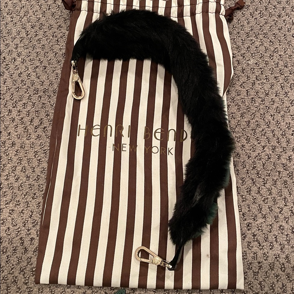HENRI BENDEL Lenox Leather Hunter Crossbody Belt Bag Fur Strap + Dust Bag | EUC - Picture 5 of 7